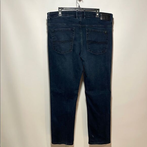 Indigo Blue Straight-Leg Jeans with Full-Length Design - Picture 6 of 10